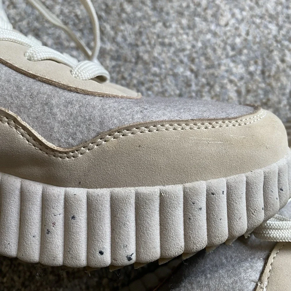 Skechers Bobs Vista Cushy Sneakers Size 11 EU 41 Natural Cream Lace Up Platform